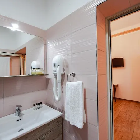 Loredano 3* Shkodër