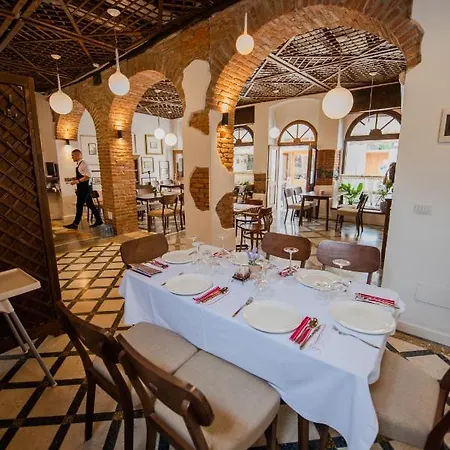 Hotel Loredano Shkoder